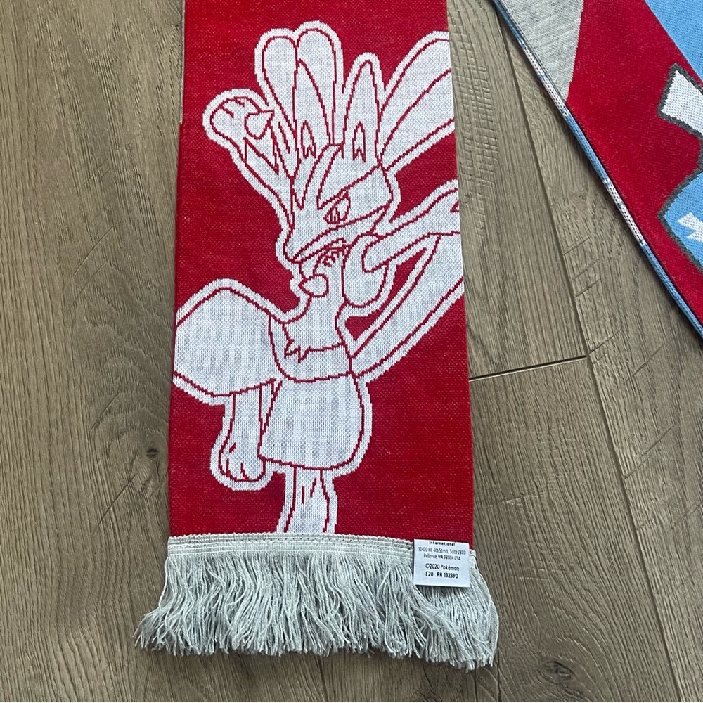 Pokémon Sports Pikachu Machamp Lucario Knit Soccer Scarf - Picture 7 of 12